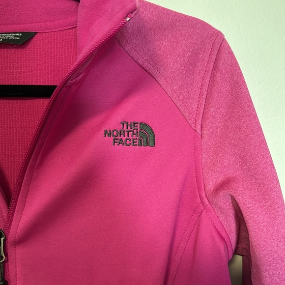 Pink North Face Windwall Jacket Women’s Medium. - Picture 5 of 9